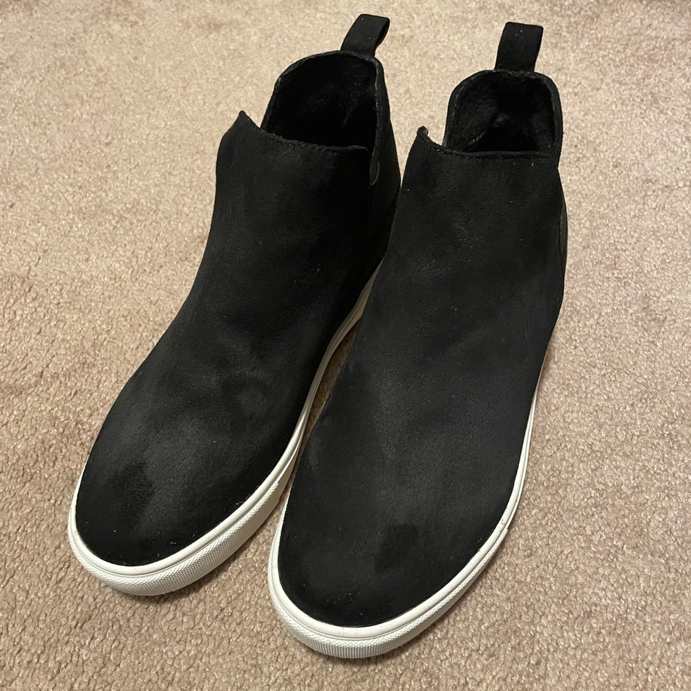 Soda Women’s Suede Platform Slip-On Shoes